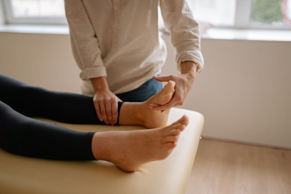 Foot Massage in Dubai: What Actually Helps Tired Feet