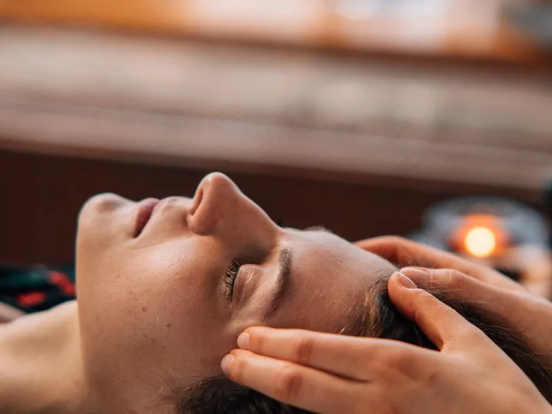 Ease a tension headache without painkillers: 3 self-massage moves